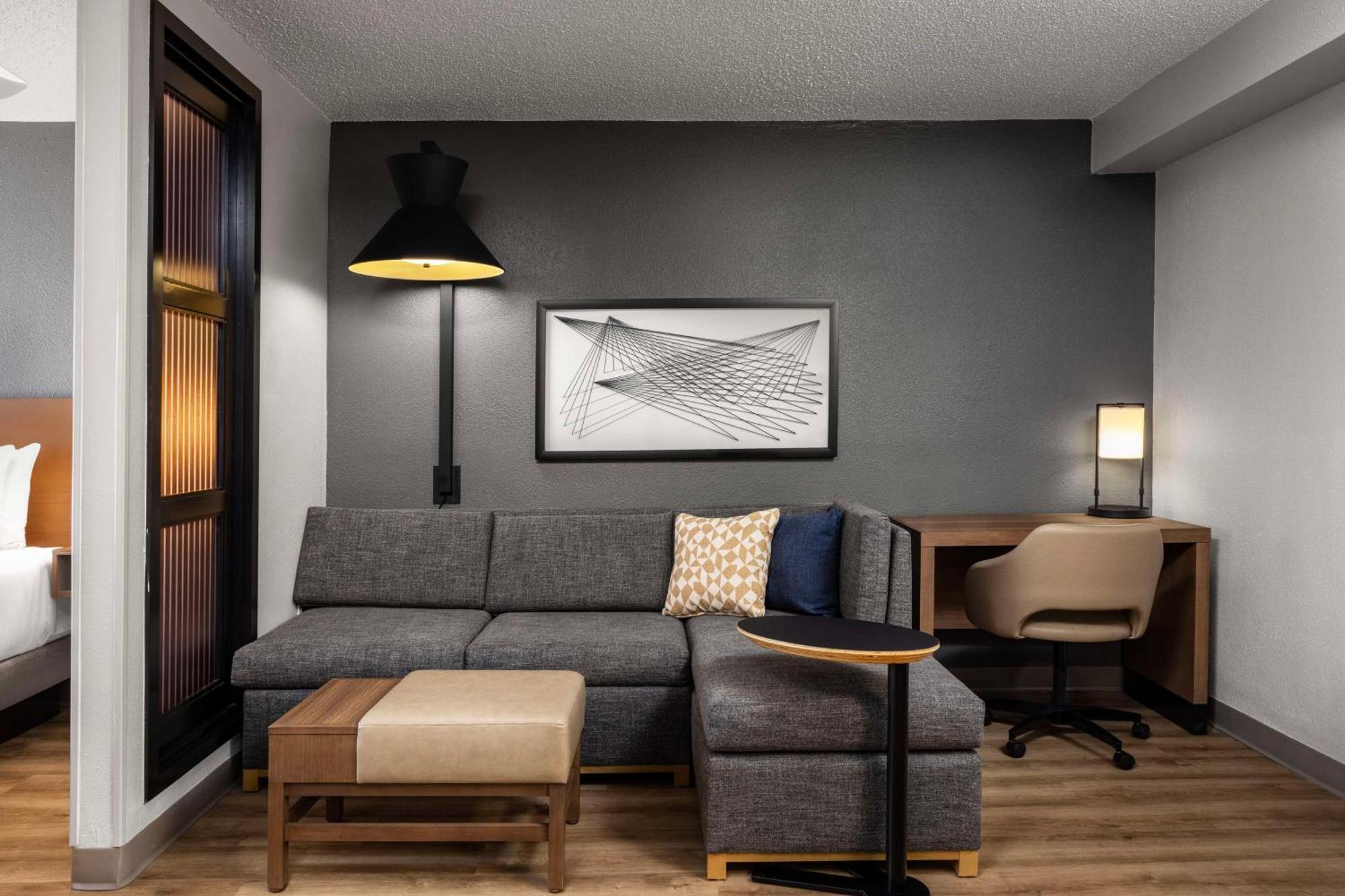 Hyatt Place Orlando Airport Экстерьер фото